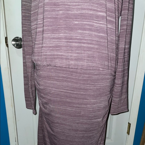 NWT Athleta Beyond Soft Avenues Purple Midi Ruched Long Sleeve Dress Size M - Picture 5 of 11